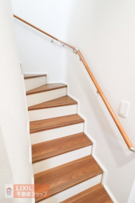 ���̑����ρ@�y�����z���n�����ʐ^�B���邢�̌��̓���K�i�͎肷�������D�w���񂩂炨�q�l�⍂��҂����S�ł��B