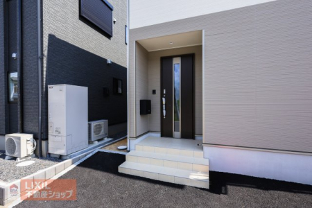 @yGgXznʐ^BƂցBŝ|[`ŉJ̓SłBz{bNXsݎɂ֗łB