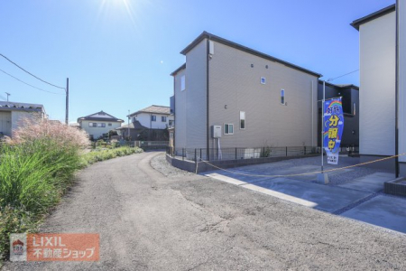 @yԃXy[Xznʐ^BƂԃXy[XłB