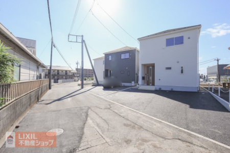 @yԃXy[Xz2̒ԃXy[XɂȂ܂Bۂ̂Ԃ̎ԎƂ킹܂ĂmFBܑĂ̂ŏoꂪ₷J̓ɂȂĂ܂B