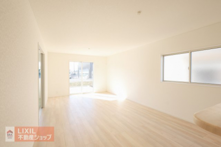 rO@yrOz邢̓19̃rO͉Ƒc̏ꏊɂ͍œKłBrOׂ̗ɂ͘aĂAq܂̗VяqȂǐFXȎgł܂B