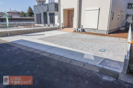 @yԃXy[Xznʐ^BƂԃXy[XłB