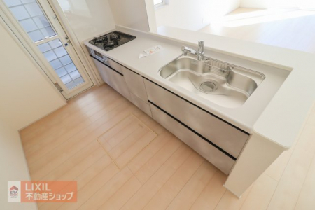 ̑ρ@y̑ݔznʐ^FR̃KXRƃOtĂ܂BLVNɂ͐􂢕₷V[wbhLт^Cv̐ł|NN􂺂ЎۂɌnŃVNL̊