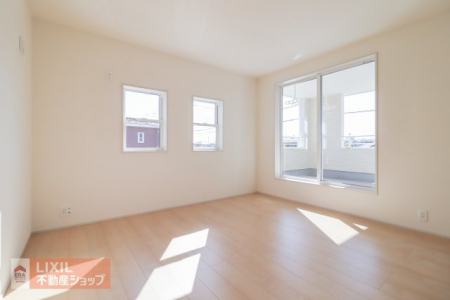 Q@yQz2K9.25̐QBʍ̌Ŗ邢ƂȂĂ܂BWICĂAIVȉl̈ߕՂ[łAX[cP[XStobOȂǂ̑傫߂Ȃ̂[ł܂B