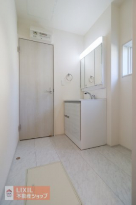 @yEߏznʐ^BʒEߏ͂ƂXy[XŎg₷łB