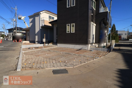 @yԃXy[Xznʐ^BƂԃXy[XłB