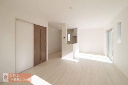 rO@yrOz邢̓16̃rO͉Ƒc̏ꏊɂ͍œKłBrÔǂɂĂLb`ɂ邲ƑƂbł܂BƋĂƂ肪LłB