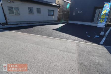 �@�y���ԃX�y�[�X�z���n�����ʐ^�B�������Ƃ������ԃX�y�[�X�ł��B