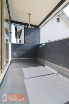 �o���R�j�[�@�y�o���R�j�[�z���n�����ʐ^�B�L�X�o���R�j�[�ł��z�c����󕨂��������񊱂��܂���