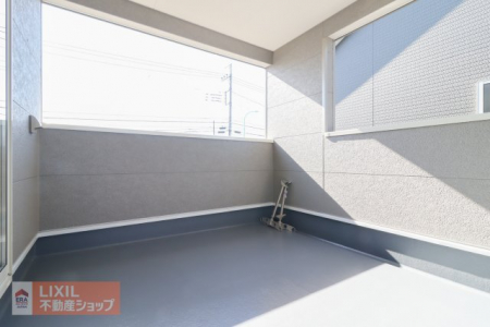 oRj[@yoRj[zL߂̃Ci[oRj[ɂȂĂAAʂǂAzc󕨂񊱂܂B