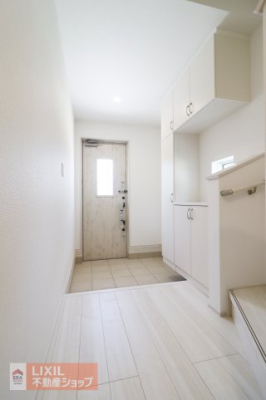 ց@yցzƖ邢ւƑ◈qo}B[ՂĂAƑ̌C̎[ɂ܂B