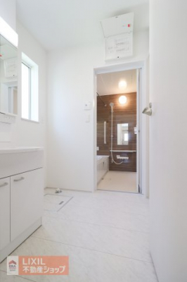 @yEߏznʐ^BʒEߏ͂ƂXy[XŎg₷łBACp̏tĂ܂B