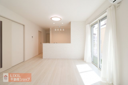 @y_CjOznʐ^BƑł낰_CjOłBΖʎLb`łH̏Ȃ炲ƑƂ̉by߂܂B