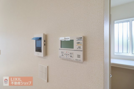 @yݔznʐ^BXCb`tŉxNNłB