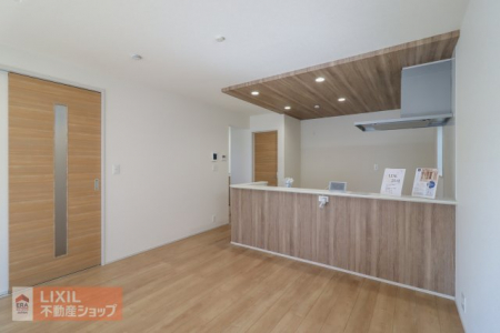 @y_CjOznʐ^BƑł낰_CjOłB