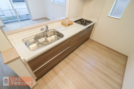 ̑ρ@y̑ݔznʐ^FR̃KXRƃOtĂ܂BLVNɂ͐􂢕₷V[wbhLт^Cv̐ł|NN􂺂ЎۂɌnŃVNL̊