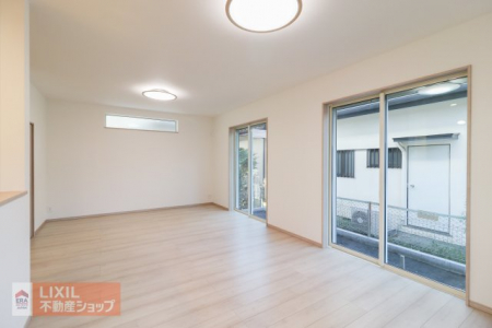 rO@yrOz邢̓18.5̃rO͉Ƒc̏ꏊɂ͍œKłBrÔǂɂĂLb`ɂ邲ƑƂbł܂BƋĂƂ肪LłB