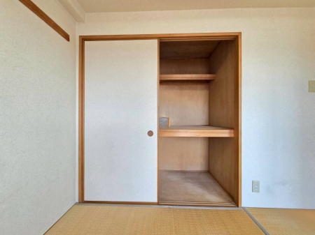 [@ŝ鉟ꂪĂ܂BƑ̂zcG߉Ɠd܂Ƃ߂Ď[ł܂