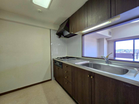 Lb`@Ɨ^Lb`̓rOE_CjO͒ڌɂzuƂȂĂ܂B