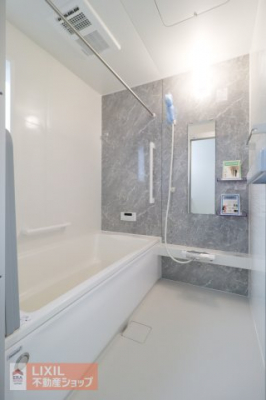 @yz؃^Cv̗́AƉ΂Ĉ̔Ƃ\łBg[@Ă܂̂ŉJ̓̂󕨂͂CŊ܂A~͒g[Œg߂鎖ł̂ŕ֗łB