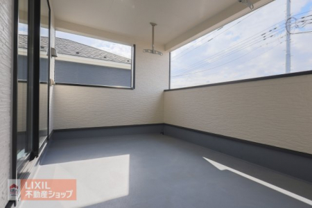 �o���R�j�[�@�y�o���R�j�[�z���n�����ʐ^�B�L�X�o���R�j�[�ł��z�c����󕨂��������񊱂��܂���