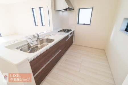 ̑ρ@y̑ݔznʐ^FR̃KXRƃOtĂ܂BLVNɂ͐􂢕₷V[wbhLт^Cv̐ł|NN􂺂ЎۂɌnŃVNL̊