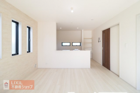 @y_CjOznʐ^BƑł낰_CjOłBΖʎLb`łH̏Ȃ炲ƑƂ̉by߂܂B