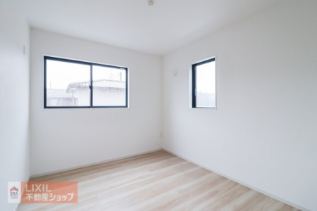 �q�������@�y�q�������z2�K5.7���̗m���͎q�������ɂ������ł��傤���B���[���t���Ă���ߗނ�w�p�i���X�b�L���ЂÂ����܂��B