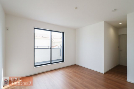 �Q���@�y�Q���z2�K9.25���̐Q���B������Ŗ��邢�������ƂȂ��Ă���A�_�u���x�b�h���u����̂ł��v�w�̐Q���Ƀs�b�^���ł��B�o���R�j�[�ɂ����̂܂܏o���̂ŕz�c�������y�X�ł��B