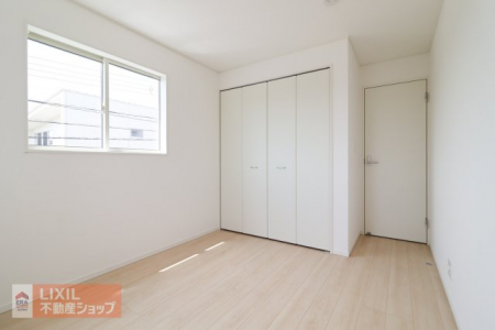 �q�������@�y�q�������z2�K5.7���̗m���͎q�������ɂ������ł��傤���B���[���t���Ă���ߗނ�w�p�i���X�b�L���ЂÂ����܂��B