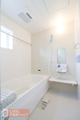 �����@�y�����^���n�����ʐ^�z��؃T�C�Y�̗����ł��̂ŁA�������Ƃ��낰�܂��B�����g�[�����@���W���d�l�Őݒu�ςł��̂ŁA�J�̓��͑I�𕨂̊����ɁA�������͒g�[�Ƃ��āA�����p���������܂��B