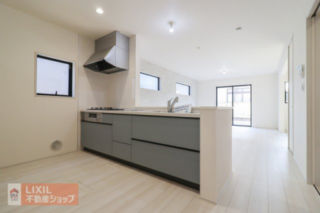 �L�b�`���@�y�L�b�`���^���n�����ʐ^�z�Ζʎ��L�b�`���J�E���^�[�ł��Ƒ��Ƃӂꂠ���Ȃ��痿�����o���܂��B�X���C�h���[�ő傫�Ȓ����������N���N���[�ł��܂��B