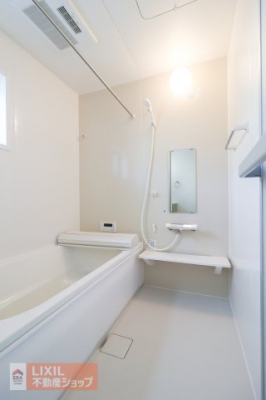 �����@�y�����^���n�����ʐ^�z��؃T�C�Y�̗����ł��̂ŁA�������Ƃ��낰�܂��B�����g�[�����@���W���d�l�Őݒu�ςł��̂ŁA�J�̓��͑I�𕨂̊����ɁA�������͒g�[�Ƃ��āA�����p���������܂��B