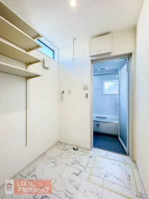 �@�y�����h���[�X�y�[�X�z���n�����ʐ^�B�̌�������R�������E�ߏ��𖾂邭�Ƃ炵�܂��B���C�ɂ��֗��ł��̂ŁA���C�E�J�r�΍�ɂ��Ȃ�܂��ˁB�Ǝ������Ȃǎg�����肪�悭�A�����󂪂��₷���ł��B