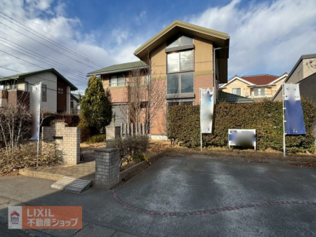 �@����2�䕪�̒��ԃX�y�[�X�t���ł��B