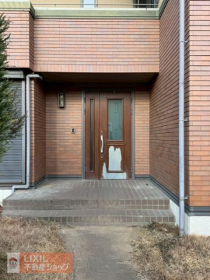 �@���փ|�[�`�͉J�̓��̌��̊J�����߂ɂ��֗��ł�