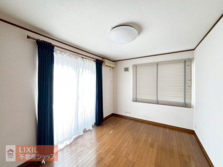 �Q���@�y�Q���z2�K6���̐Q���B������Ŗ��邢�������ƂȂ��Ă���A�_�u���x�b�h���u����̂ł��v�w�̐Q���Ƀs�b�^���ł��B�o���R�j�[�ɂ����̂܂܏o���̂ŕz�c�������y�X�ł��B