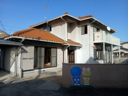 ���n�y�n�ʐ^�@�y�O�ρz132�؂̍L�X�Ƃ����~�n�ʐρ@�~�n���ɎԂ̓]��X�y�[�X������L���ł��̂ŁA�Ԍɓ�����y�ɂł���悤�Ȑ݌v���\�ł��B