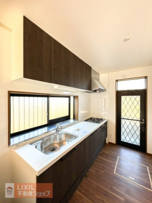 �L�b�`���@�y�L�b�`���^���n�ʐ^�z�X���C�h���[�ő傫�Ȓ����������N���N���[�ł��܂��B