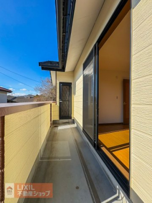 �o���R�j�[�@�y�o���R�j�[�^���n�ʐ^�z������̃o���R�j�[�œ�������ǍD�ł��B���C�h�X�p���ōL�X�Ƃ��Ă���A������₨�z�c�������̂Ƀs�b�^���ł��B