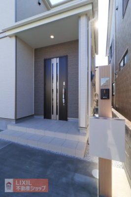 �@�y�G���g�����X�z���n�����ʐ^�B�������Ƃ������ցB���s���̂���|�[�`�ŉJ�̓������S�ł��B