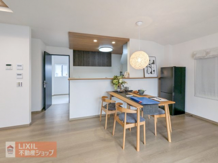 �@�y�_�C�j���O�z���n�����ʐ^�B�Ƒ��ł��낰��_�C�j���O�ł��B