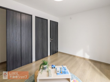 ���[�@�y���[�z���n�����ʐ^�B�e��������������[�����Ă���܂��I���邢���ނɃV�b�N�ȐF�����̌�������������o�I