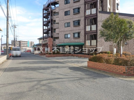 ���ӊ��@�O�ʓ��H�B����Ⴂ���X���[�Y�ł��B