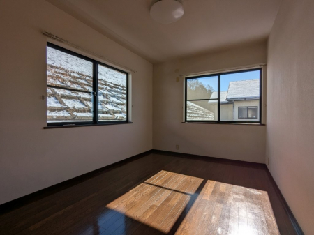 �q�������@-