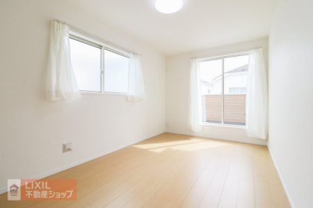 �Q���@�y�Q���z2�K�̐Q���B������Ŗ��邢�������ƂȂ��Ă�����܂��BWIC�����Ă���A�I�V�����ȉ��l�̈ߕ��������Ղ���[�ł��A�X�[�c�P�[�X��S���t�o�b�O�Ȃǂ̑傫�߂Ȃ��̂����[�ł��܂��B