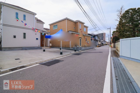 ���̑��@�y�O�ʓ��H�^���n�����ʐ^�z����A���n�Ń}�C�J�[�̒��Ԋ��o�����m���߂ɂȂ��Ă��������B