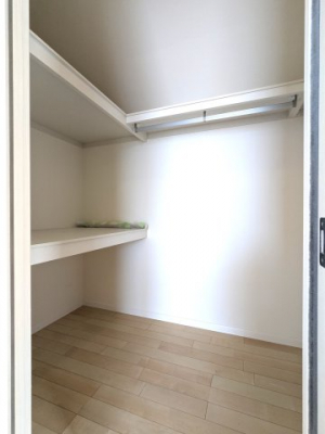 ���[�@�E�H�[�N�C���N���[�[�b�g