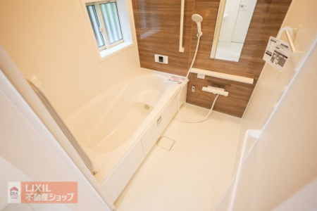 �����@�y�����z���n�����ʐ^�B��ؕ��C�ł��q�l�ƈꏏ�ł��������Ɗ����܂��B�����g�[�����@�����Ă���J�̓��̂����󕨂��������Ƃ��ł��܂��B