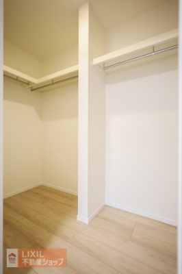 ���[�@�y���[�z���s���̂���傫�ȃE�H�[�N�C���N���[�[�b�g�ɂ́A��������̈ߕ��̂ق��A�ߑ��P�[�X��o�b�O�E�X�[�c�P�[�X�Ȃǂ������Ղ���[�ł��܂��I